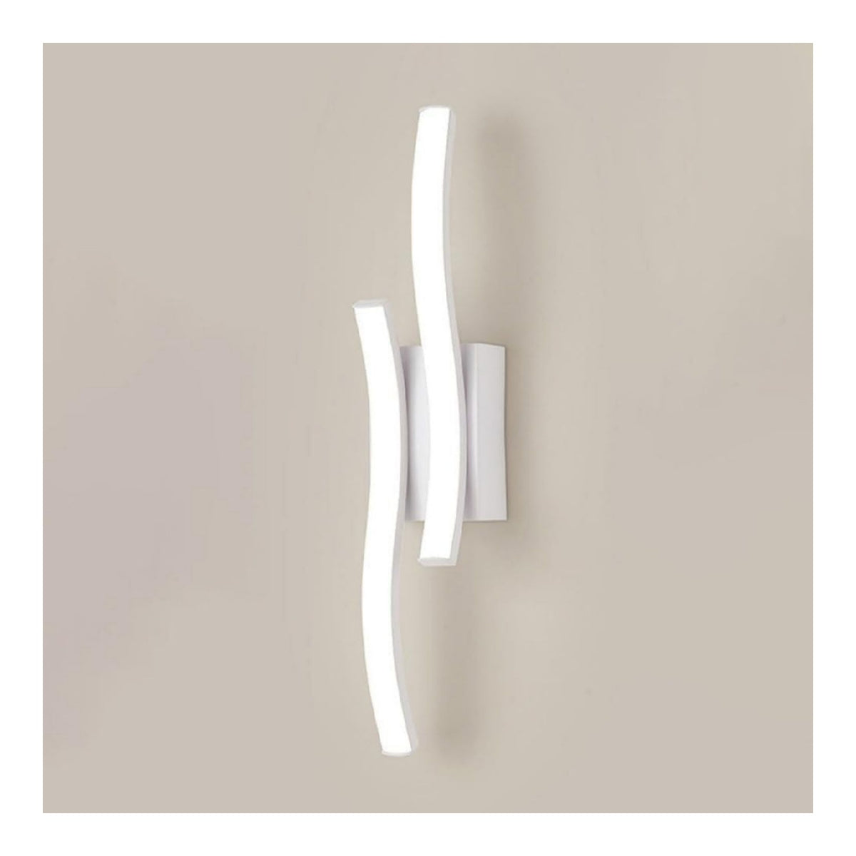 Applique murale Blanc et Ambre au style moderne avec conception fonctionnelle 12 W 3000 K