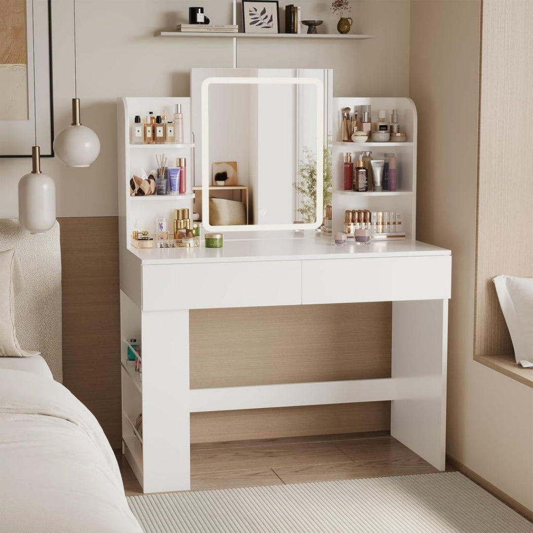 Tabourets finition bois beige